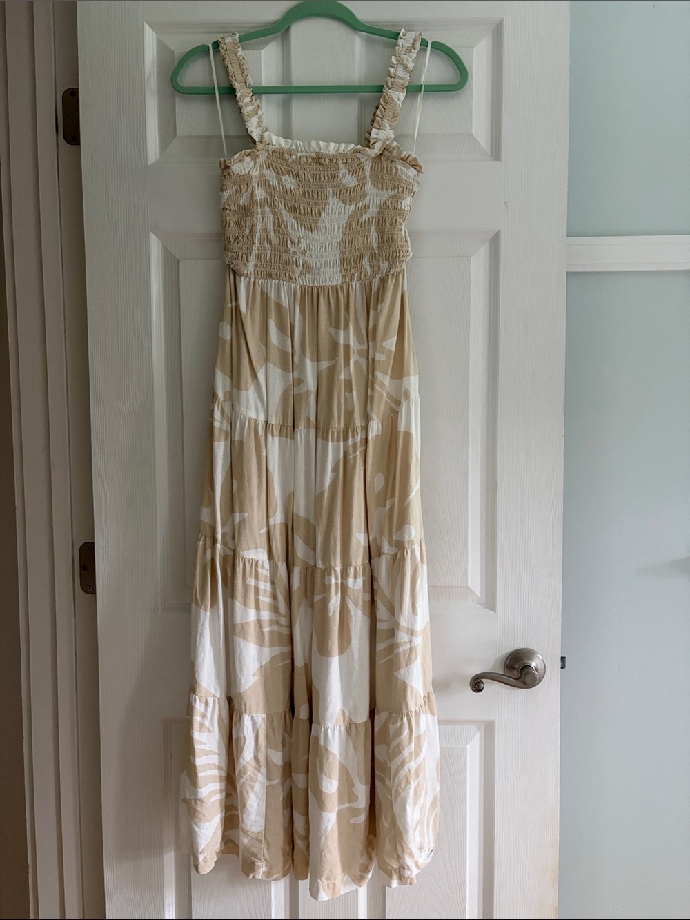 GAP Beige and White line-blend Floral Dress